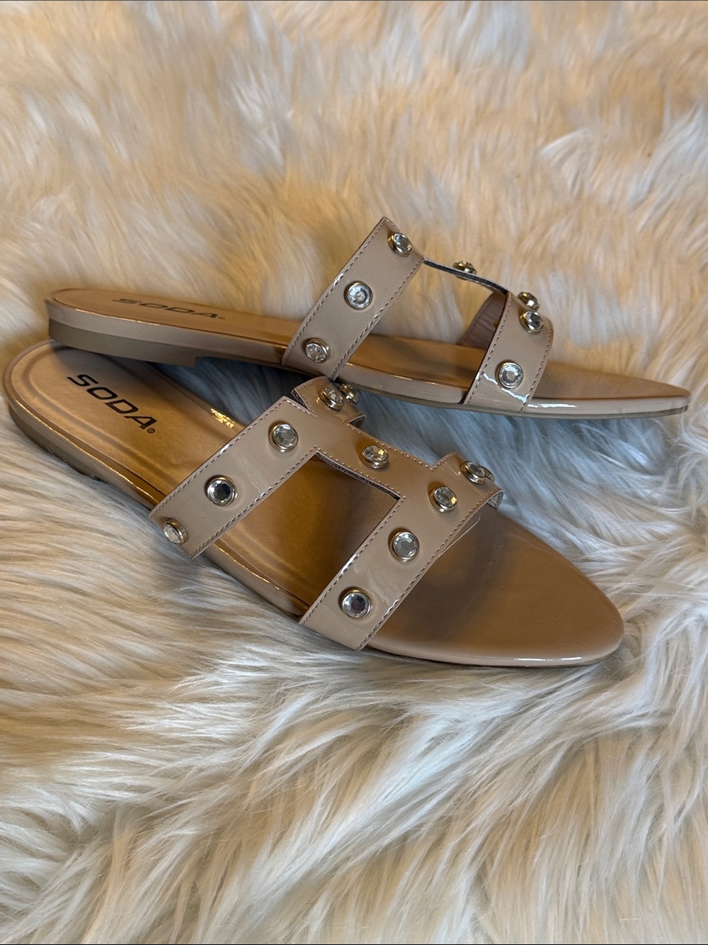NEW Soda Taupe Patent Stud Slide Sandals